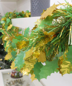 Alternative view of Christmas Concepts® 3m / 9.8ft Chunky/Fine Christmas Tinsel - Christmas Decoration - High Quality Tinsel (Green & Gold Holly Berry)