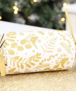 Alternative view of Christmas Concepts® 6 Large Deluxe Glitter Decorated Christmas Crackers – Hats, Mottos, Snaps & Novelty Gift Included – 2 Designs Available